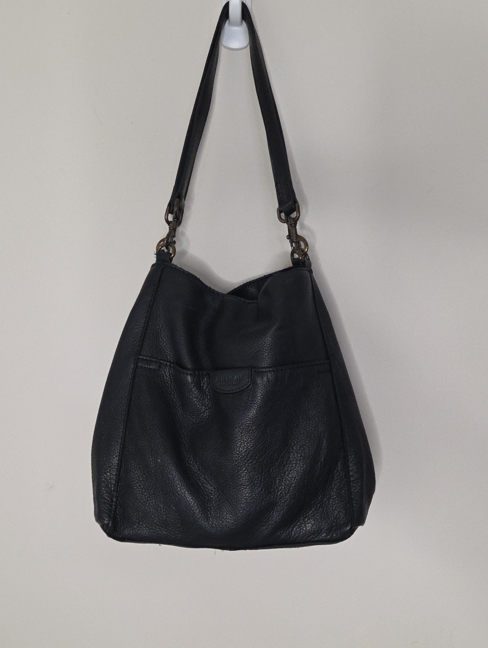 Black Pebbled Leather Hobo Shoulder Bag - Sleek Everyday Carry